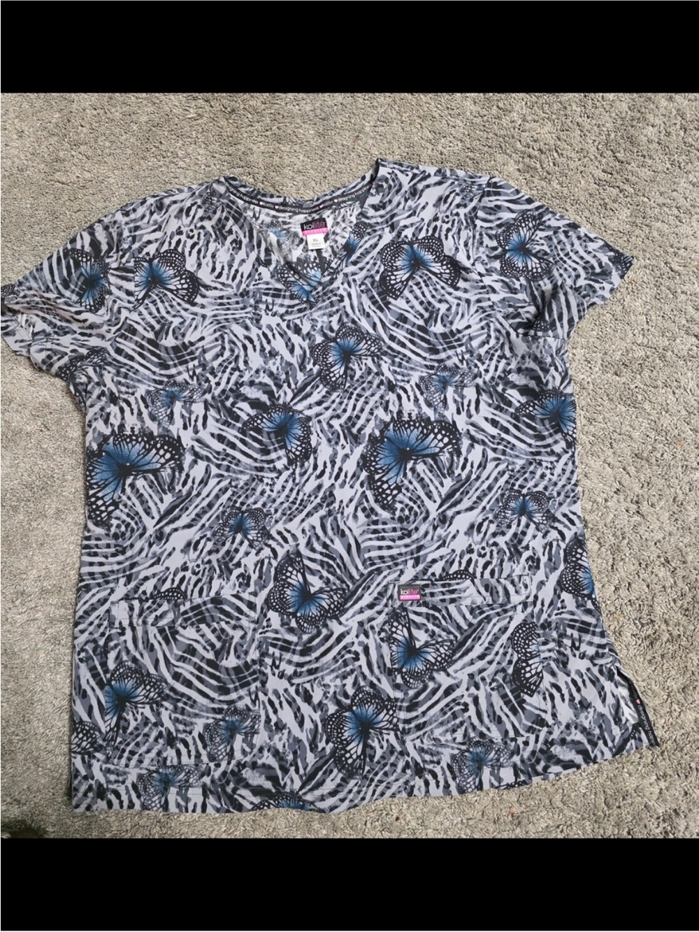 Koi xl Butterfly Print V-Neck Scrub Top in Blue and Black